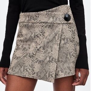 ZARA Basic Python Snakeskin Print Faux Wrap Skort L Large
